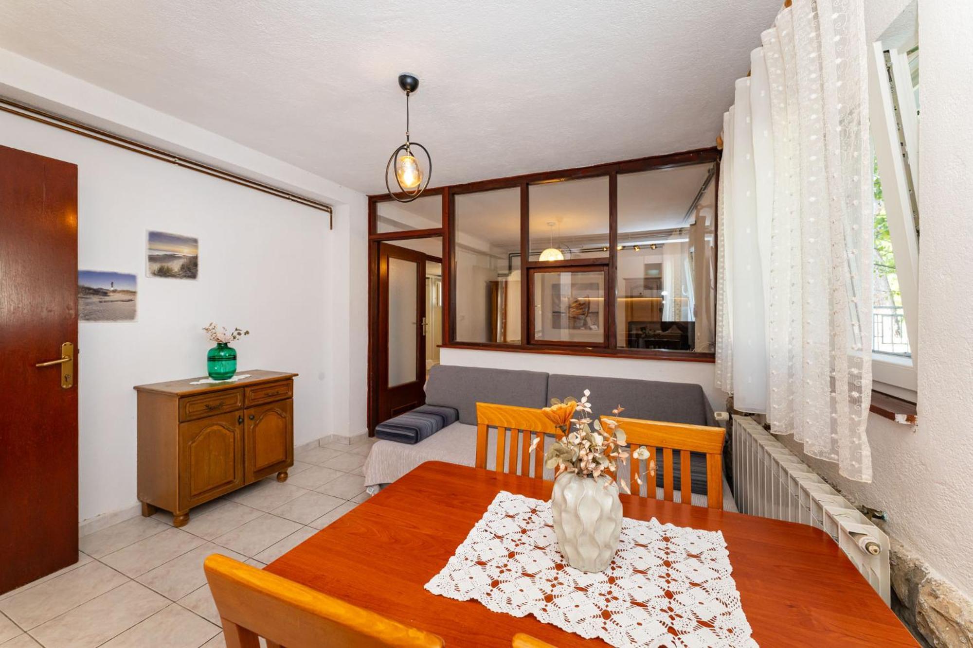 Apartments Adriana Starigrad Paklenica Quarto foto