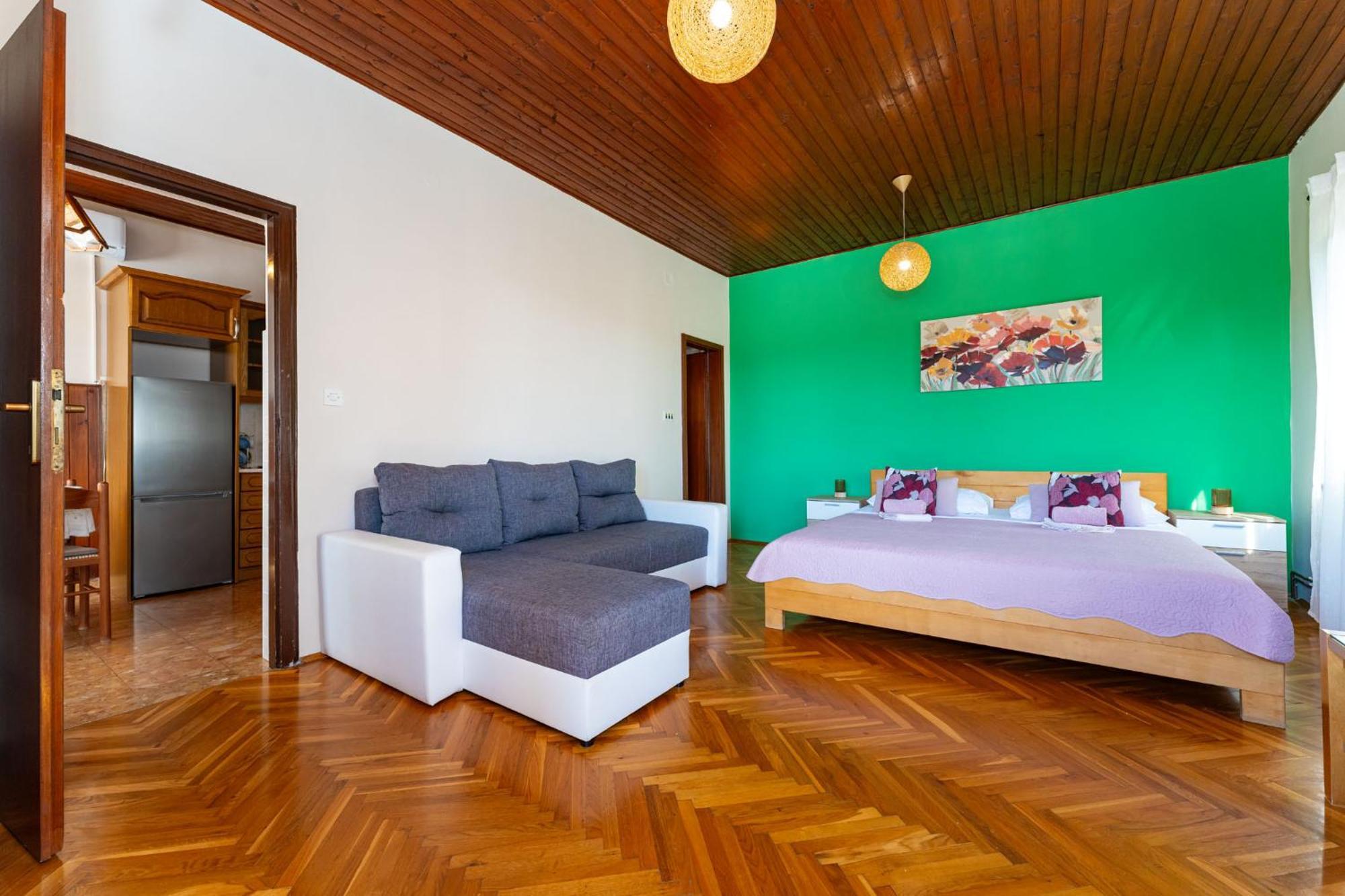 Apartments Adriana Starigrad Paklenica Quarto foto